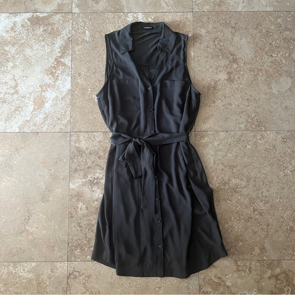 Express Forest Green Sleeveless Midi Dress